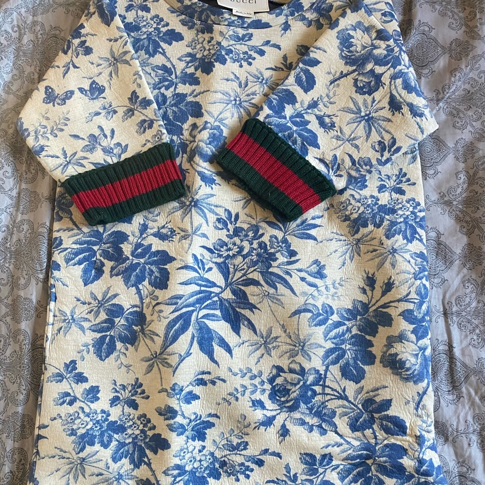 Gucci dress size 6